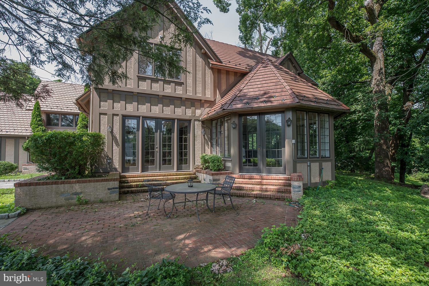 1224 Valley Road Villanova, PA 19085 - Photo 37 of 37 Private rear courtyard off Breakfast Room