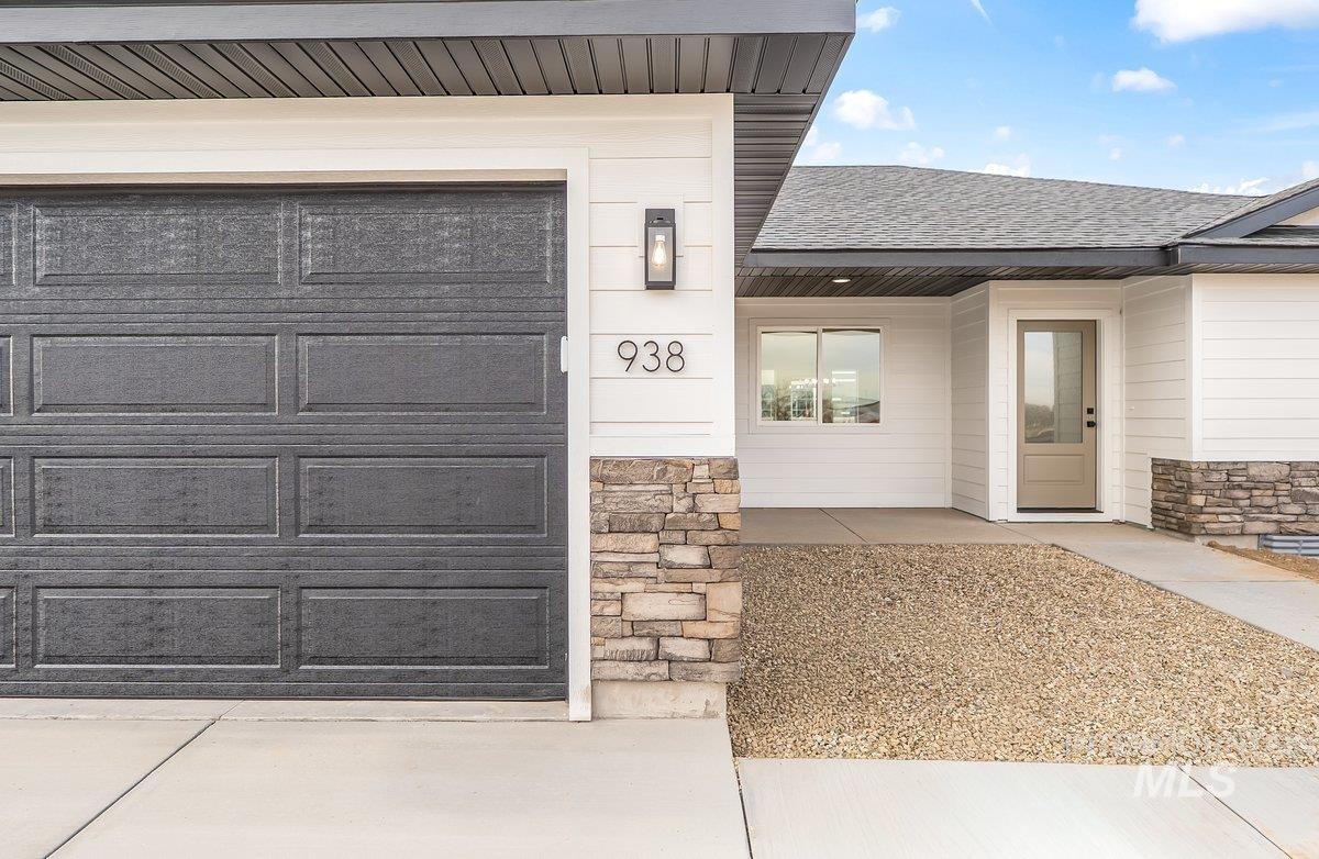 938 Gregory Way Twin Falls, ID 83301 - Photo 2 of 26