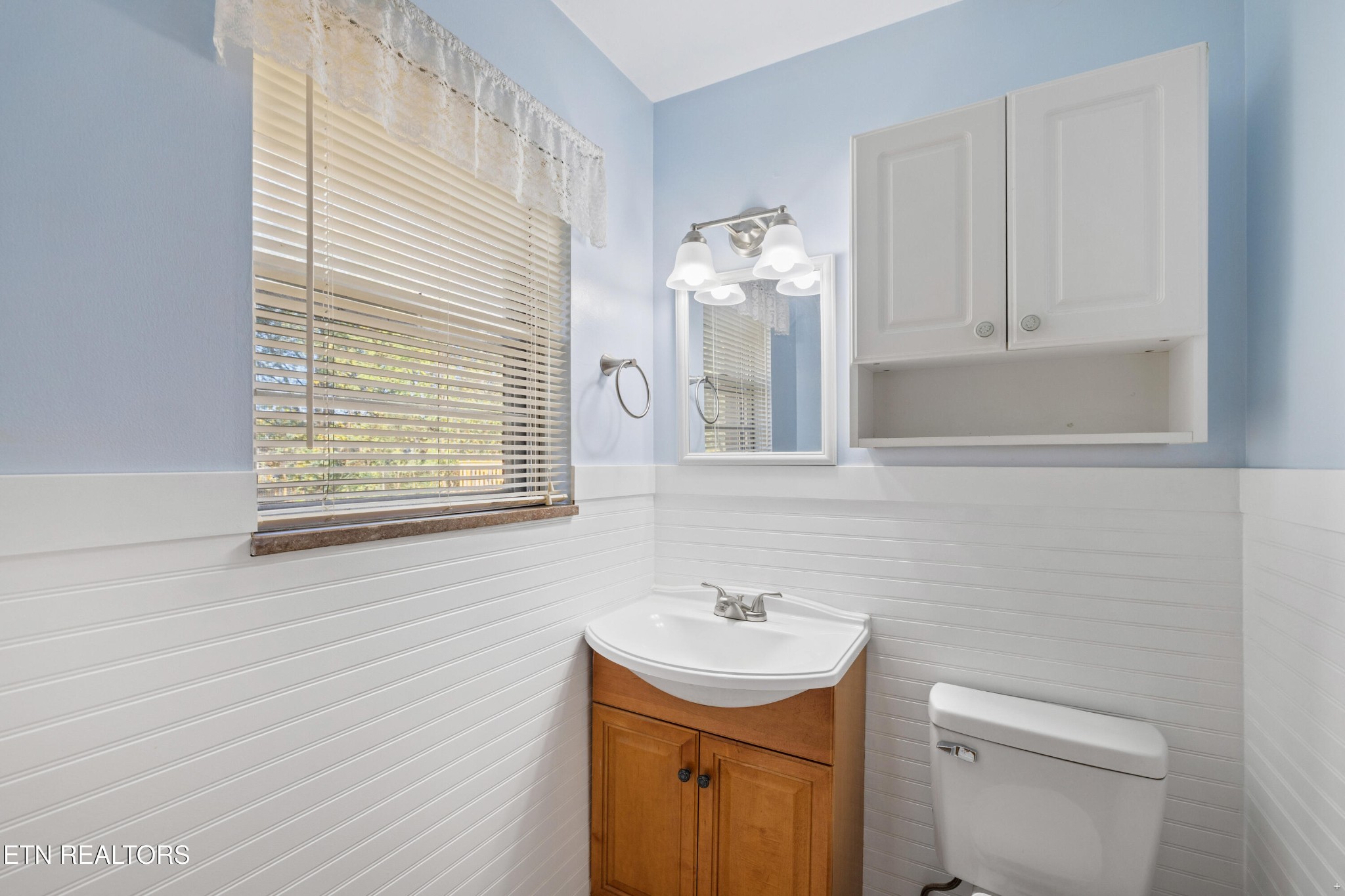 5541 Stoneleigh Road Knoxville, TN 37912 - Photo 16 of 28 Gallery Image 16