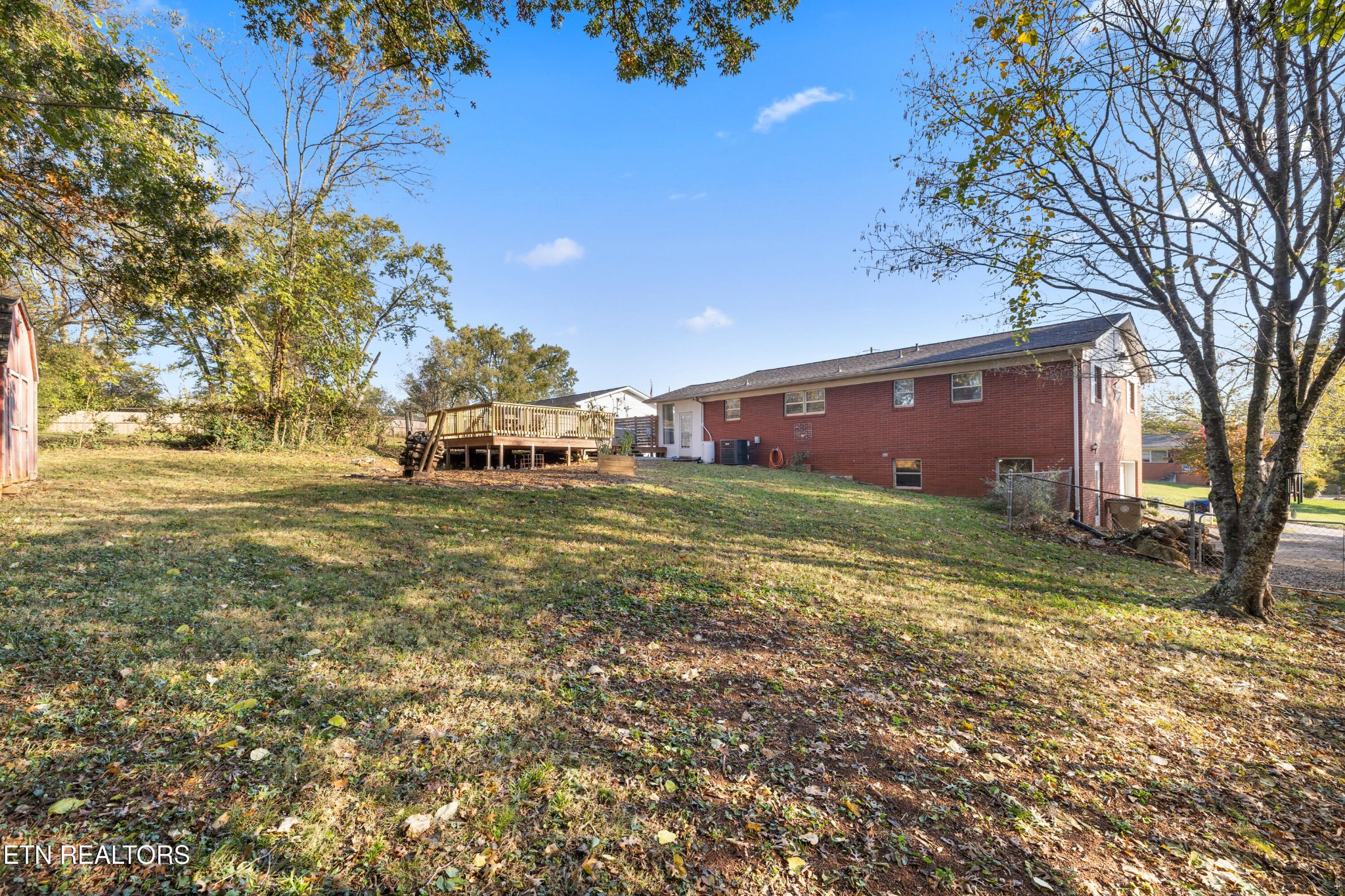 5541 Stoneleigh Road Knoxville, TN 37912 - Photo 24 of 28 Gallery Image 24