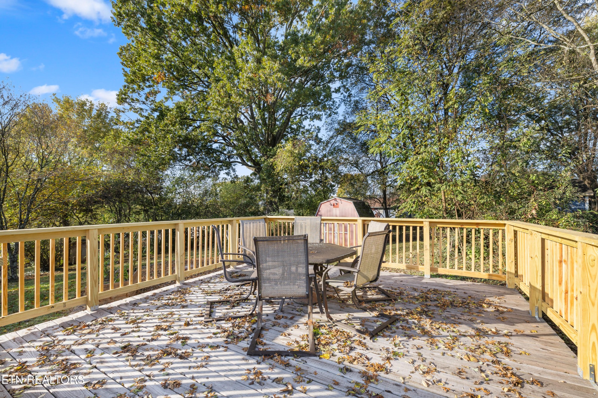 5541 Stoneleigh Road Knoxville, TN 37912 - Photo 25 of 28 Gallery Image 25