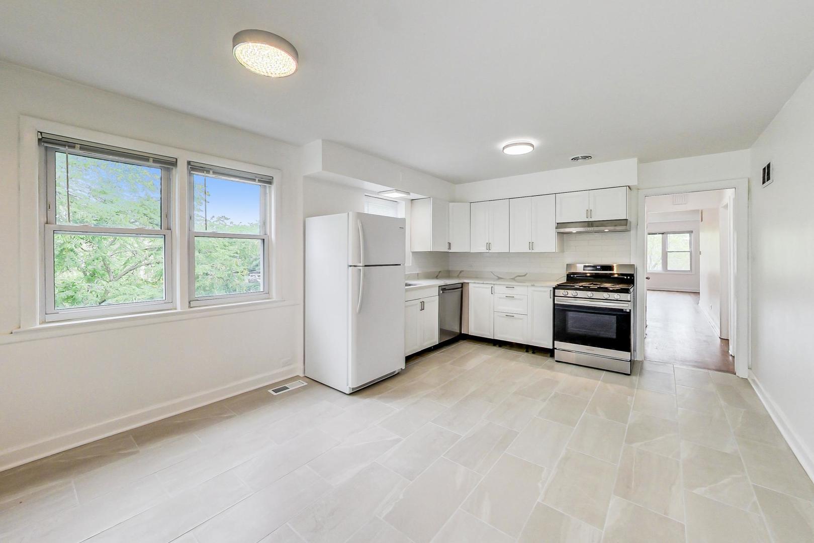 3333 Church Street, Unit 2 Evanston, IL 60203 - Photo 7 of 20