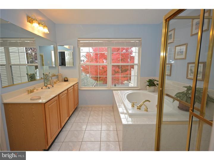 305 Watkins Road Pennington, NJ 08534 - Photo 14 of 25 Master Bathroom
