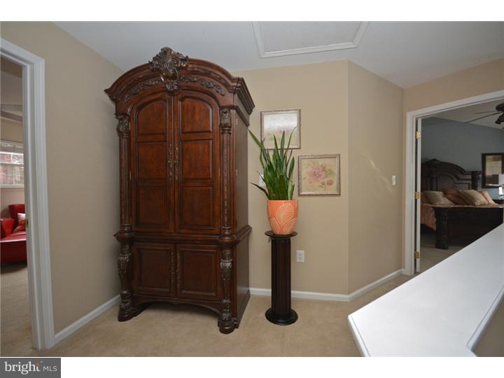 305 Watkins Road Pennington, NJ 08534 - Photo 20 of 25 Hallway