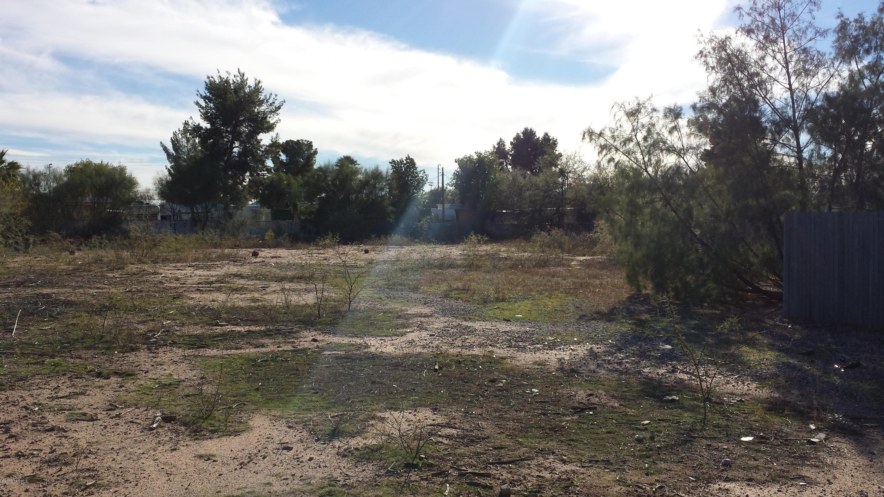 803 West Thurber Road Tucson, AZ 85705 - Photo 4 of 8