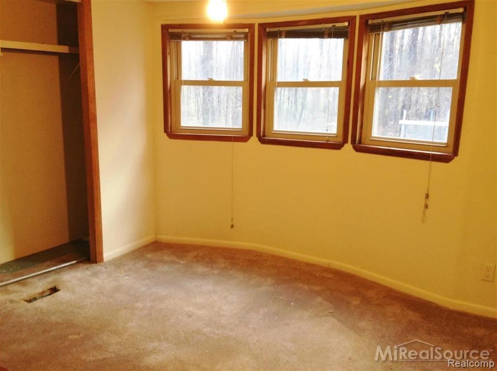 6052 Benoit Road Algonac, MI 48001 - Photo 13 of 18 Bedroom 2.jpg