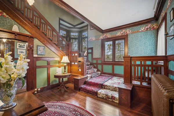 $899,900 | 305 Oregon Avenue, West Dundee, IL 60118
