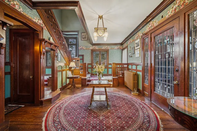 $899,900 | 305 Oregon Avenue, West Dundee, IL 60118