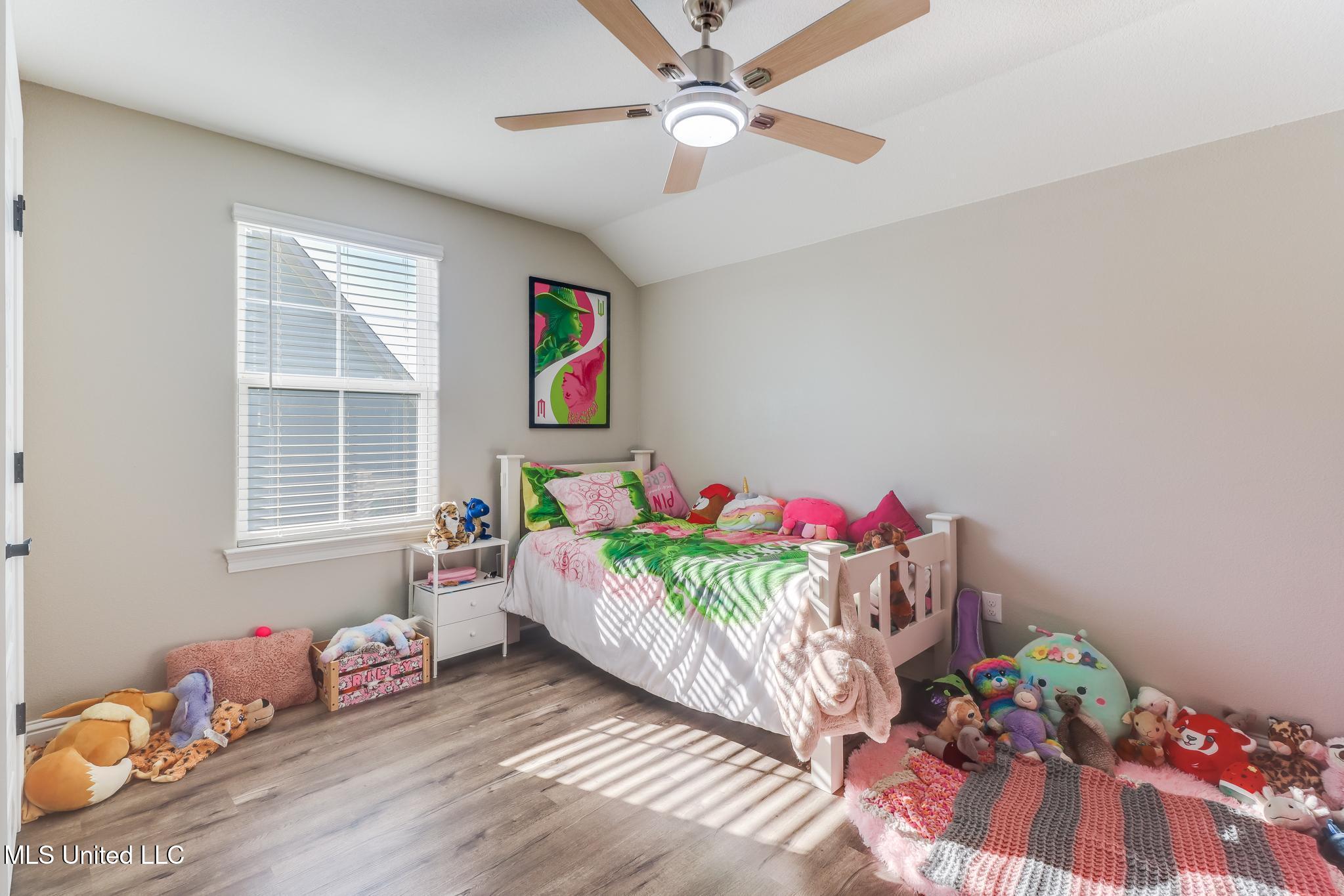 3205 Smugglers Cove Ocean Springs, MS 39564 - Photo 23 of 33 Photo Oct 15 2025, 9 22 15 AM (2)