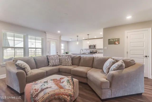 $338,000 | 3205 Smugglers Cove, Ocean Springs, MS 39564