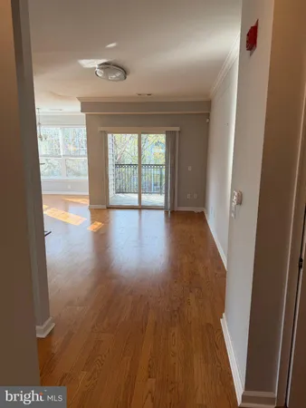 $3,000 | 1600 Spring Gate Dr., Unit 2402, McLean, VA 22102