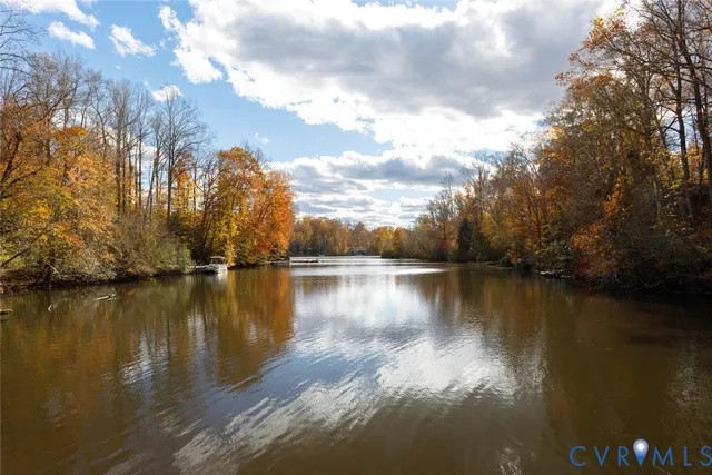 $349,990 | 6904 Lakeshore Court, Quinton, VA 23141