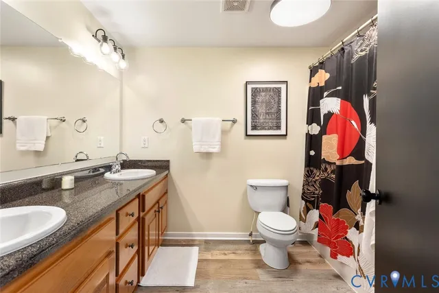 $349,990 | 6904 Lakeshore Court, Quinton, VA 23141