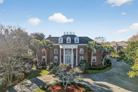 $1,950,000 | 31 English Turn Drive, New Orleans, LA 70131