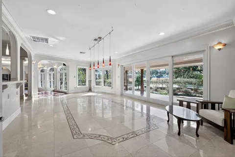 $1,950,000 | 31 English Turn Drive, New Orleans, LA 70131