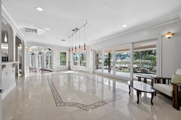 $1,950,000 | 31 English Turn Drive, New Orleans, LA 70131