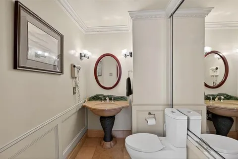 $1,950,000 | 31 English Turn Drive, New Orleans, LA 70131