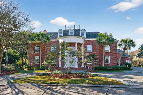 $1,950,000 | 31 English Turn Drive, New Orleans, LA 70131