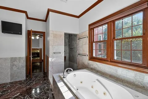 $1,950,000 | 31 English Turn Drive, New Orleans, LA 70131