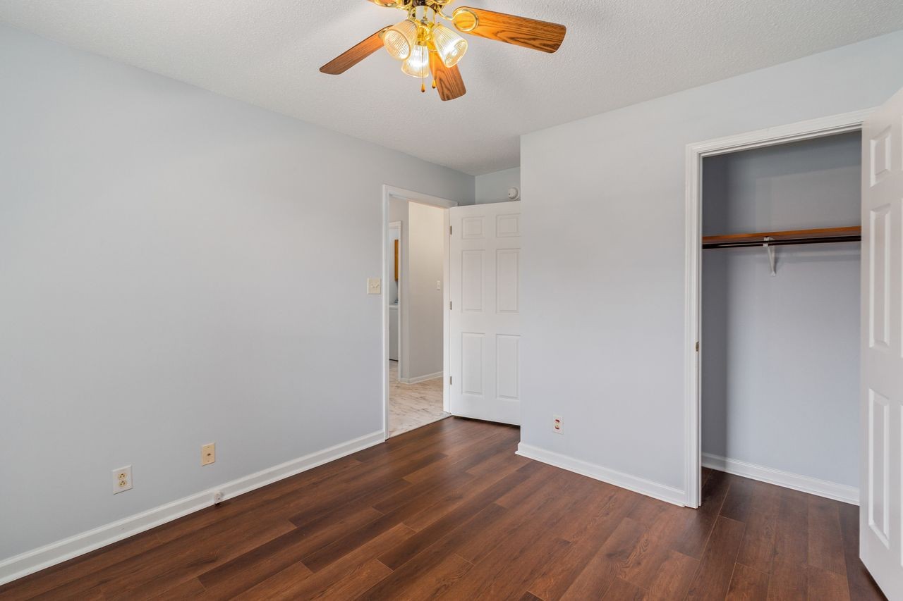 1721 Hazelwood Road Clarksville, TN 37042 - Photo 21 of 25
