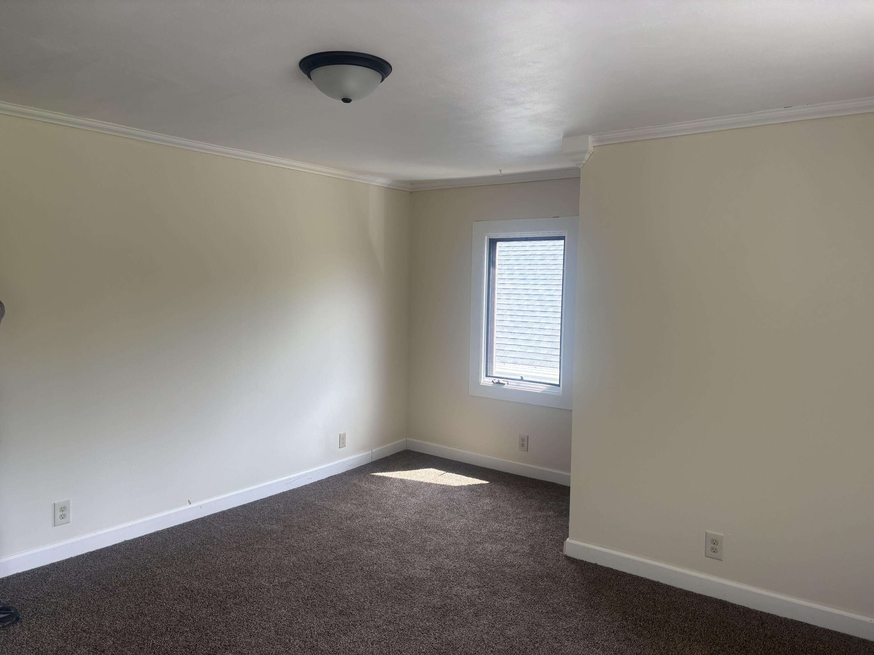 419 Hayes Avenue Racine, WI 53405 - Photo 19 of 27 IMG_8040