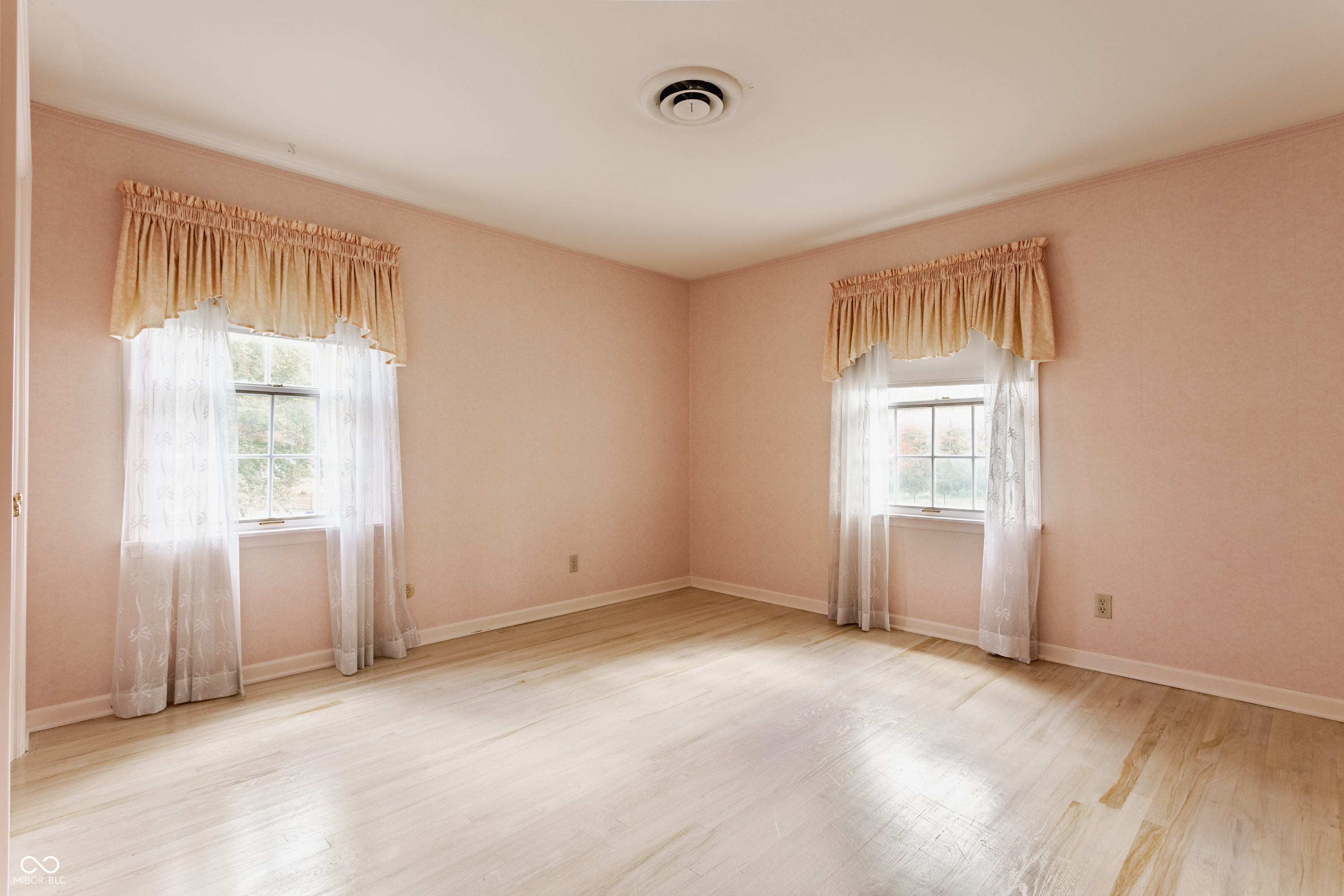 7102 Dean Road Indianapolis, IN 46240 - Photo 29 of 41