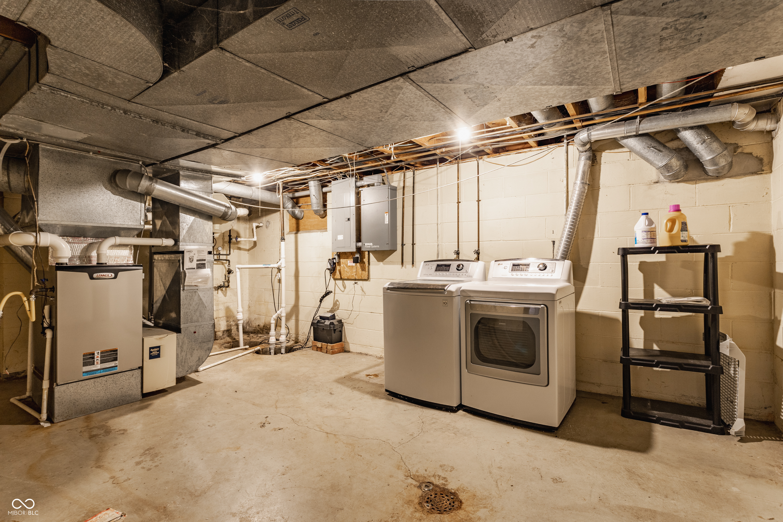 7102 Dean Road Indianapolis, IN 46240 - Photo 34 of 41