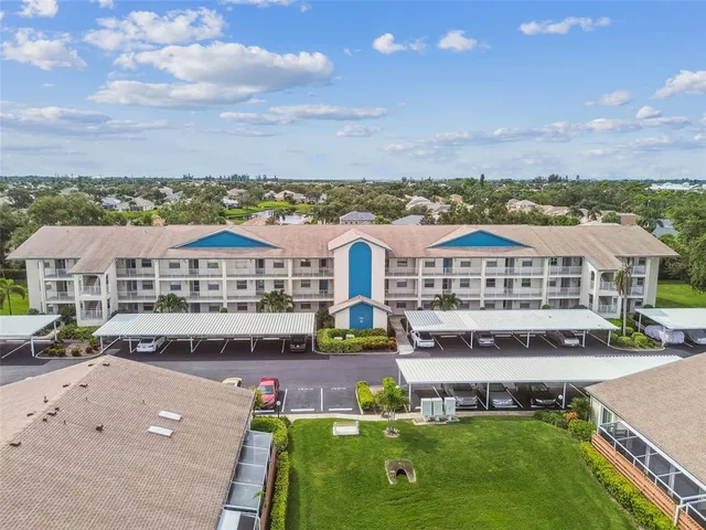 $208,000 | 7301 29th Ave Drive West, Unit 202, Bradenton, FL 34209