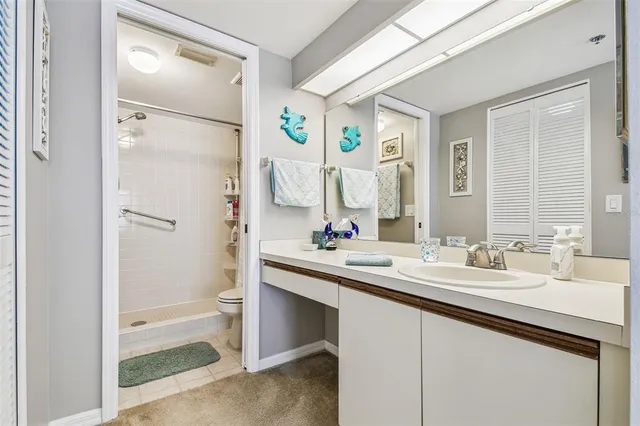 $208,000 | 7301 29th Ave Drive West, Unit 202, Bradenton, FL 34209