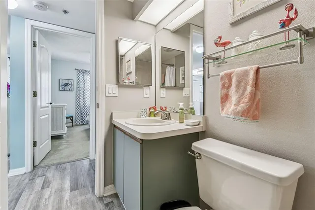 $208,000 | 7301 29th Ave Drive West, Unit 202, Bradenton, FL 34209