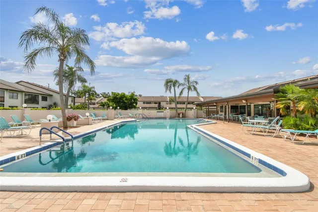 $208,000 | 7301 29th Ave Drive West, Unit 202, Bradenton, FL 34209