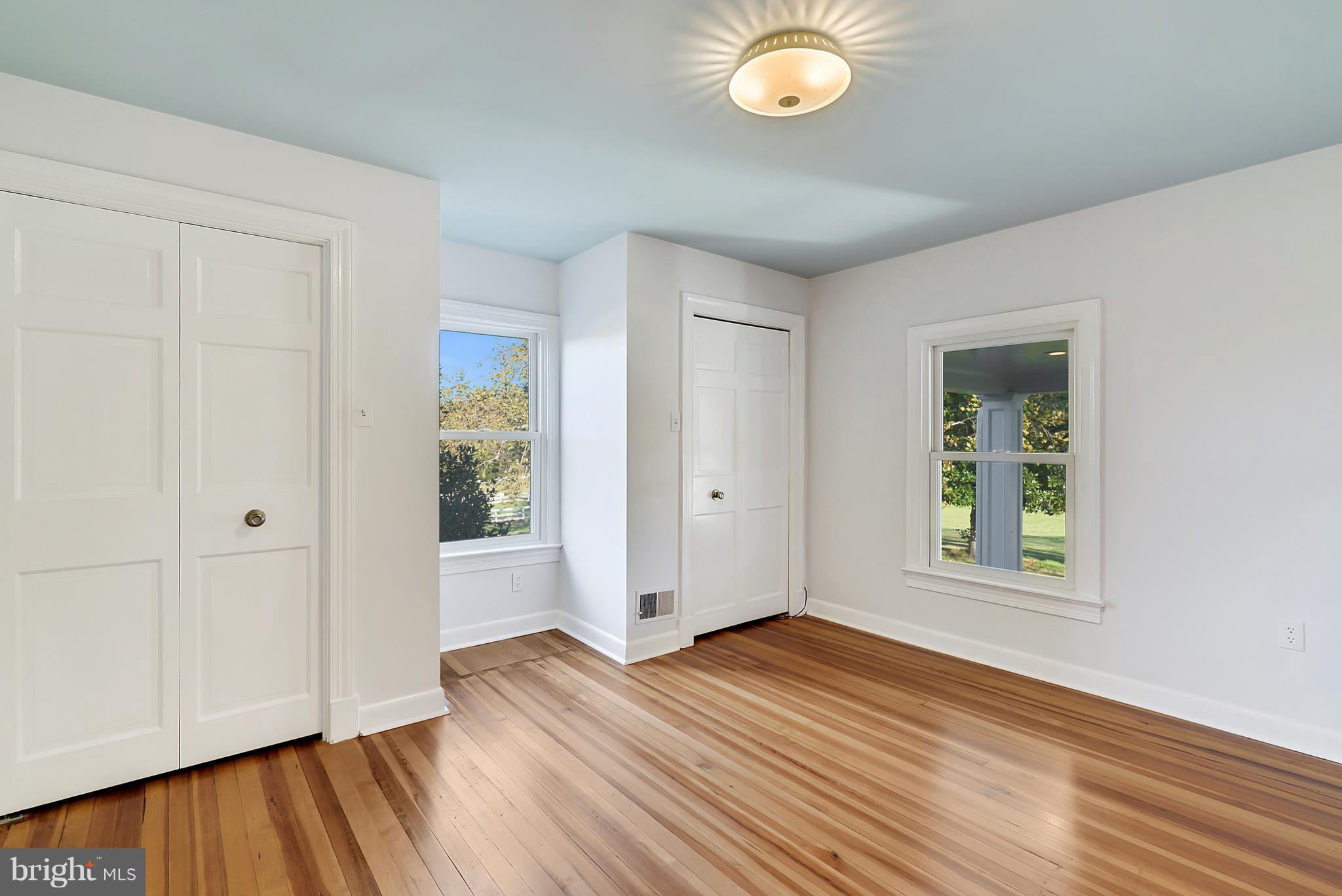 9390 Crest Hill Road Marshall, VA 20115 - Photo 24 of 30 Bedroom