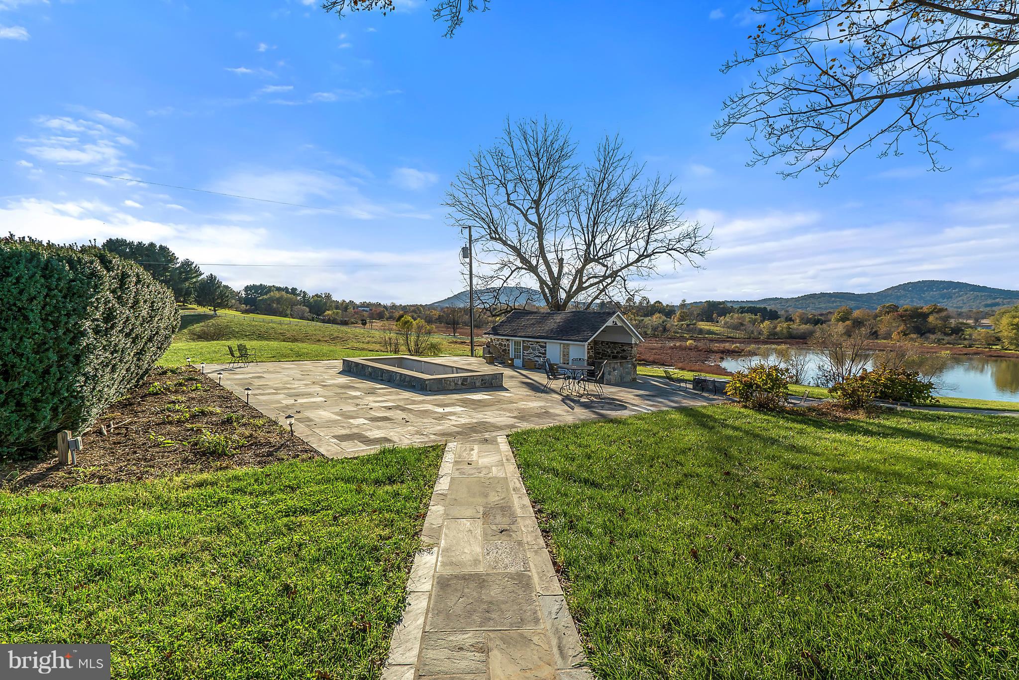 9390 Crest Hill Road Marshall, VA 20115 - Photo 26 of 30 Stone Walkway to Patio