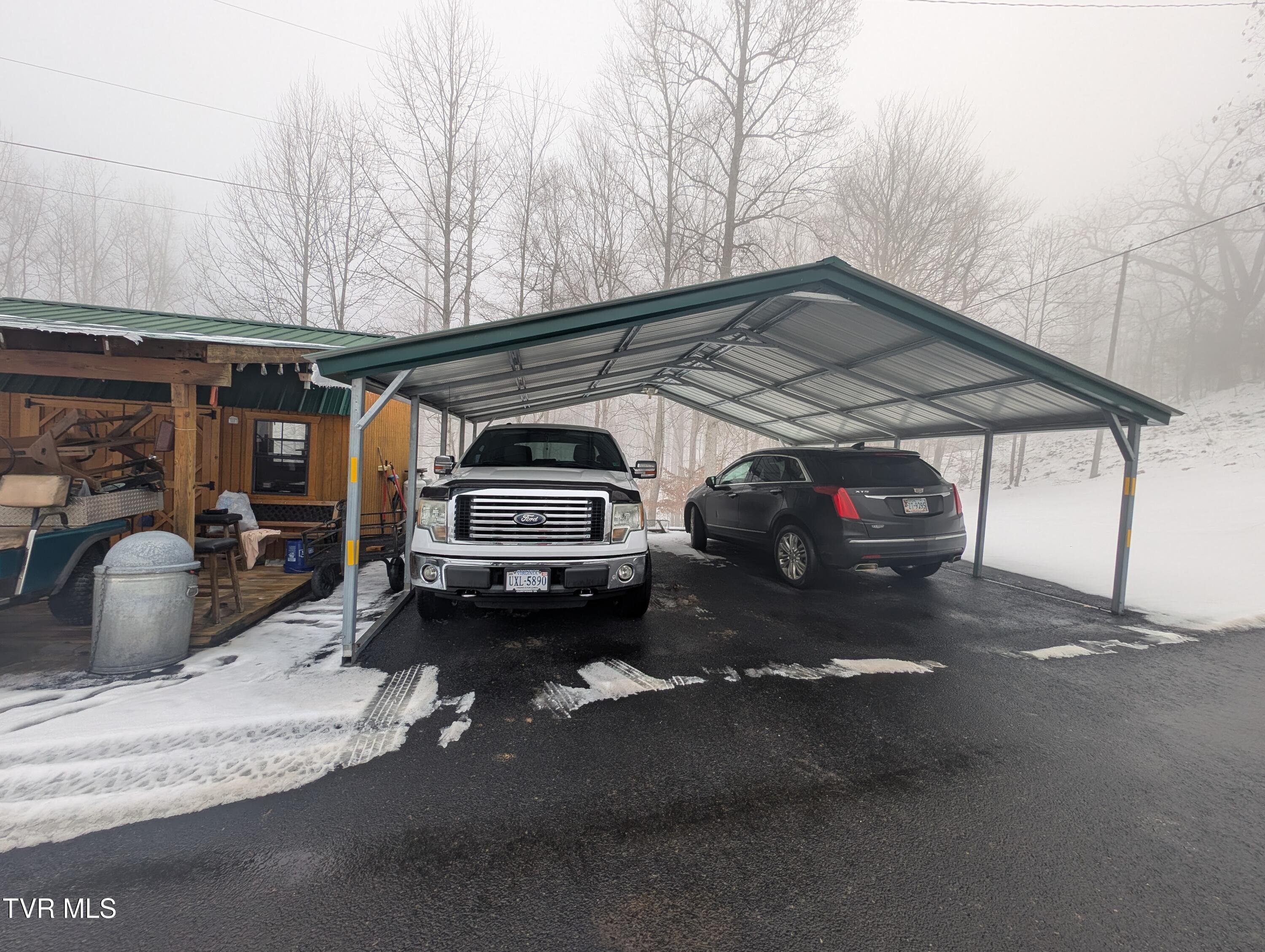 4887 The Lake Road Clintwood, VA 24228 - Photo 5 of 41 1000018826