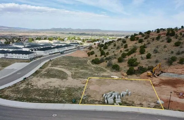 $160,000 | 1911 North Pinyon Grove Circle, Cedar City, UT 84721