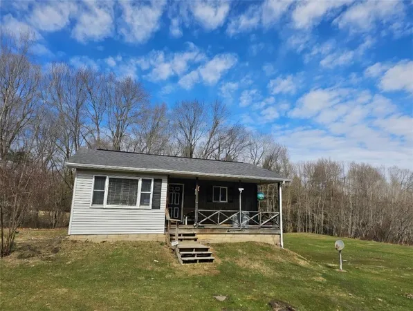 $150,000 | 17562 Round Top Road, Meadville, PA 16335