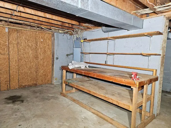 a view of a indoor garage