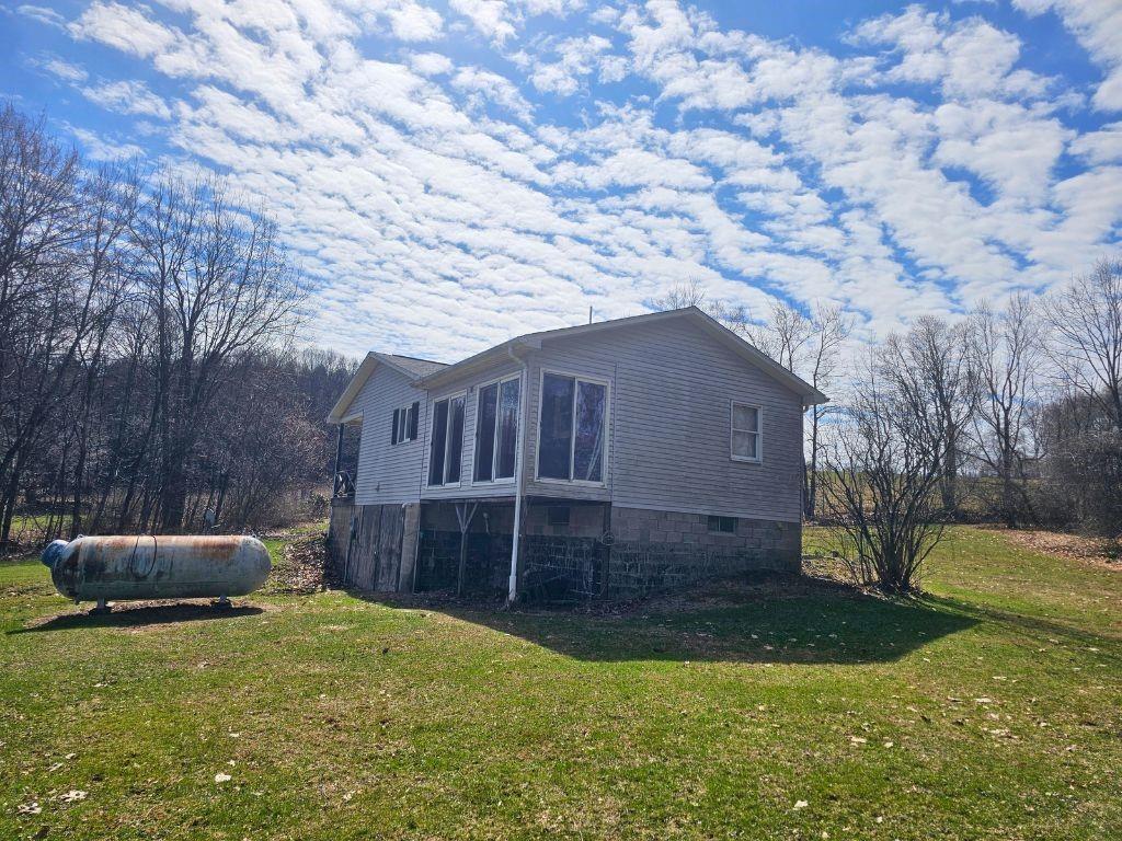 17562 Round Top Road Meadville, PA 16335 - Photo 2 of 24