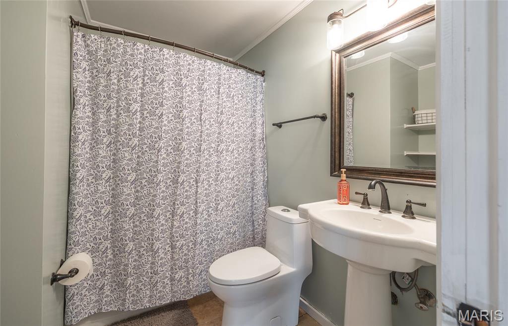 11 Rolla Gardens Drive Rolla, MO 65401 - Photo 11 of 34