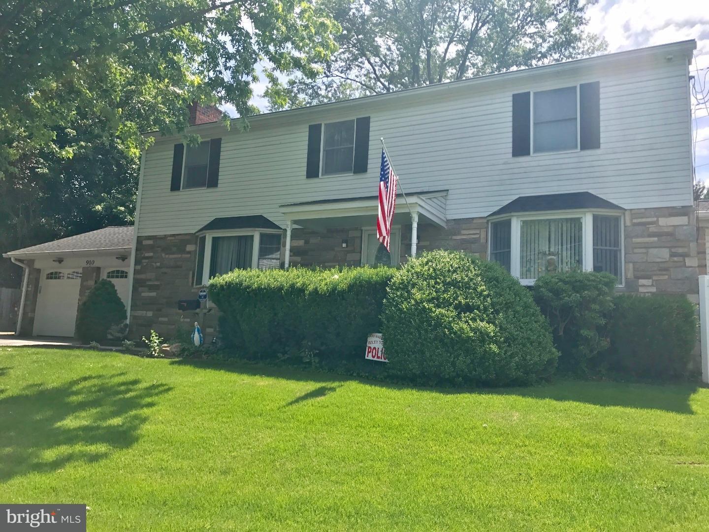 910 Georgetown Road Swarthmore, PA 19081 - Photo 1 of 17 Exterior Front