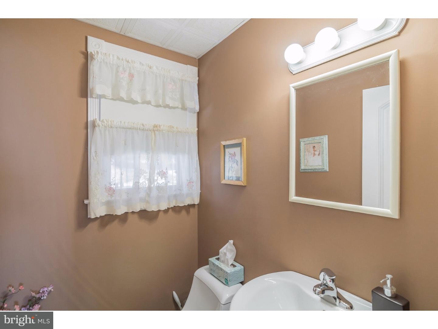 910 Georgetown Road Swarthmore, PA 19081 - Photo 16 of 17 Half Bath