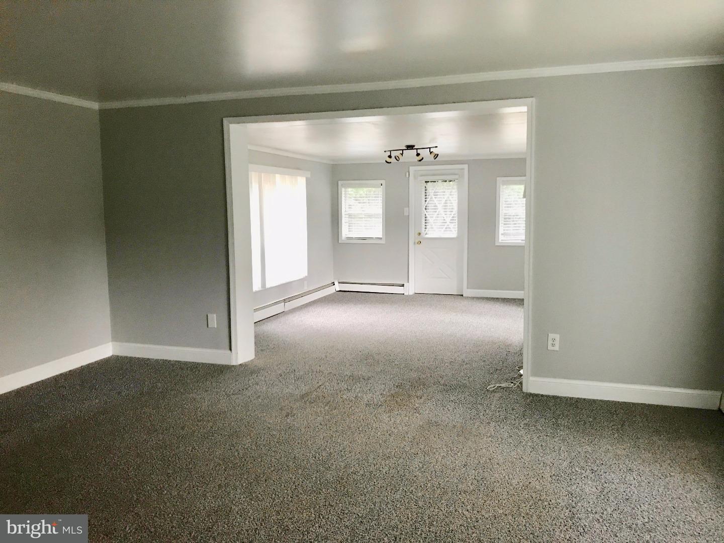 910 Georgetown Road Swarthmore, PA 19081 - Photo 6 of 17 Family Room