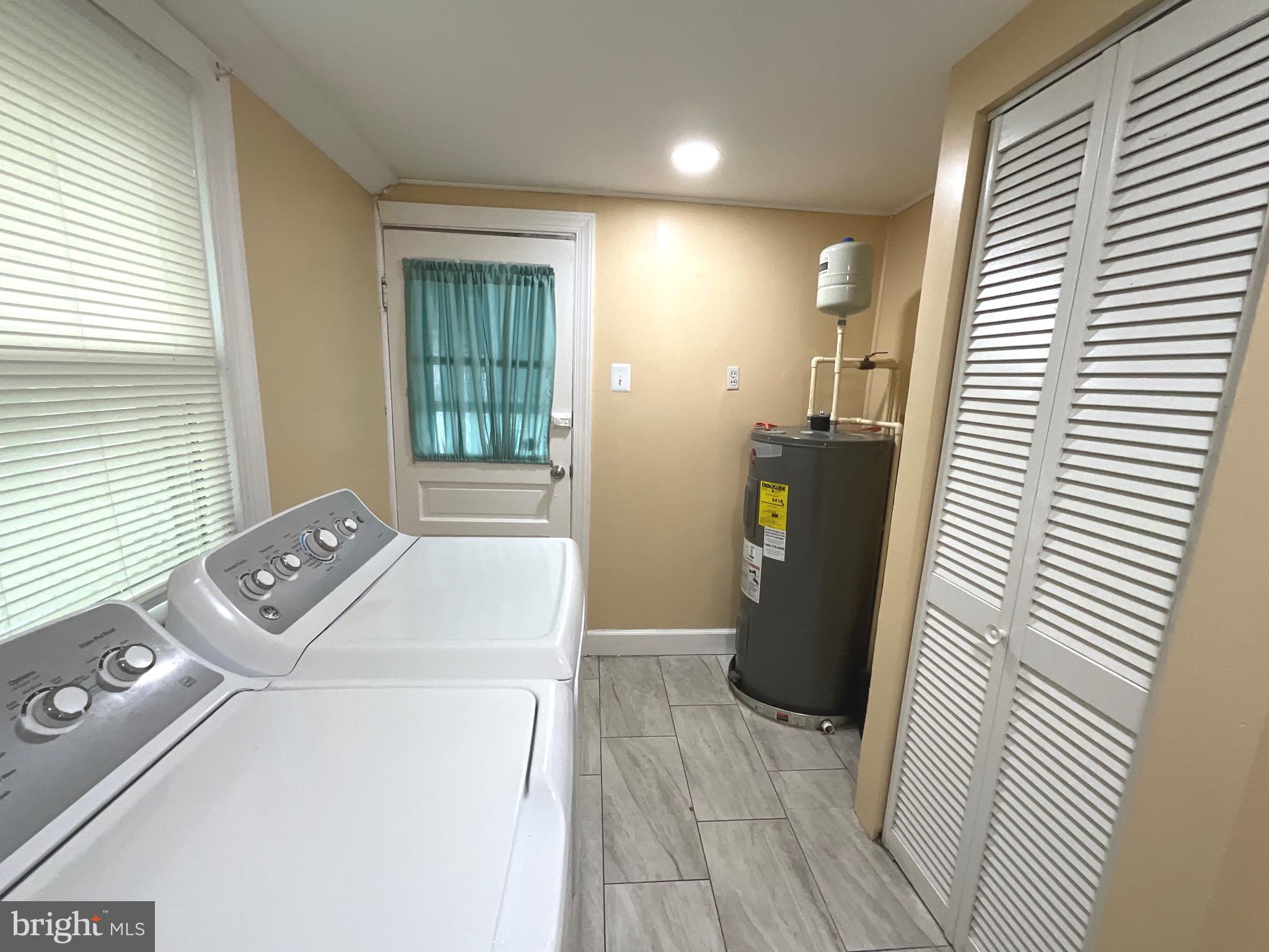 86 Kelley Road Fredericksburg, VA 22405 - Photo 16 of 36 a room with storage and utility