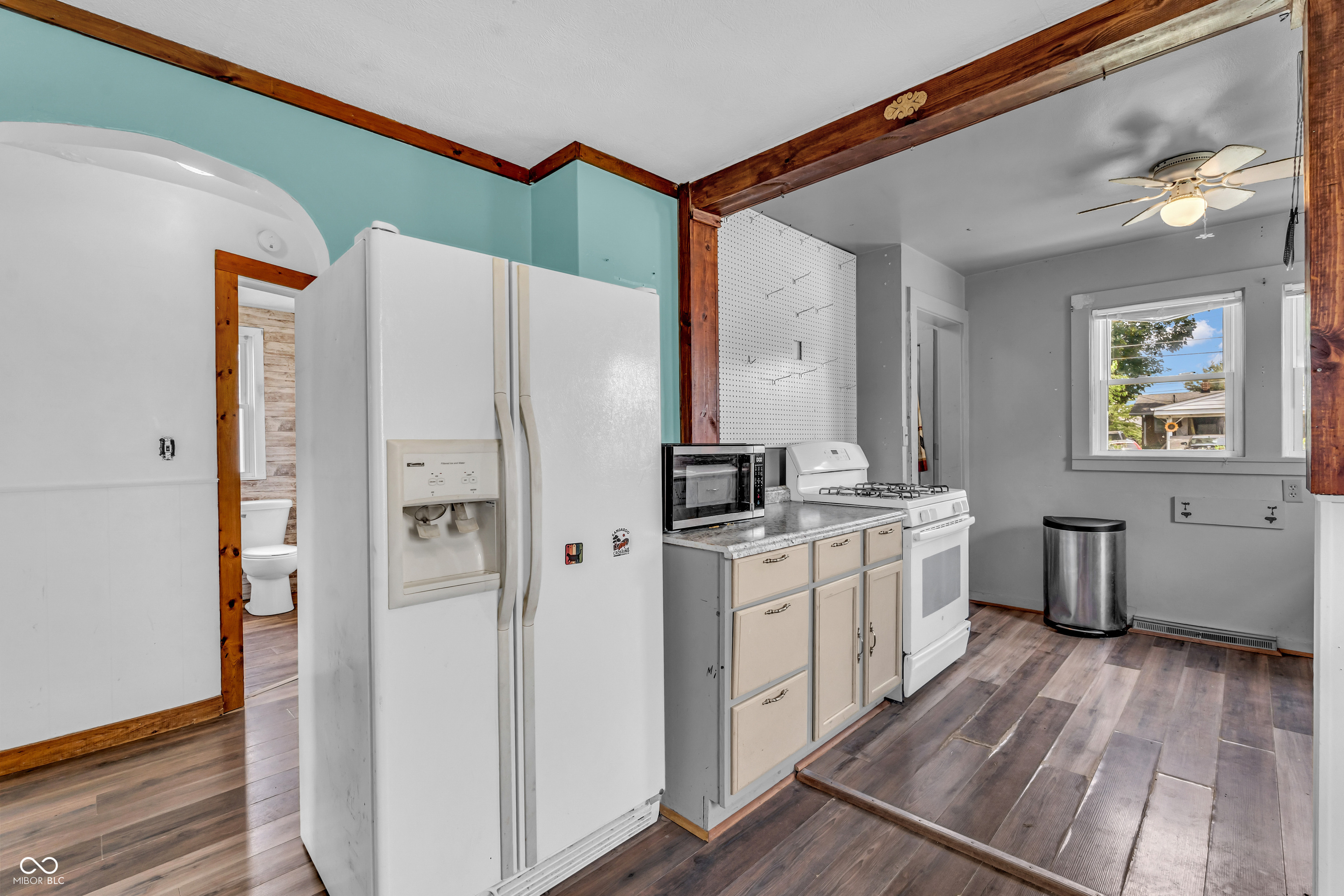 2816 16th Street Columbus, IN 47201 - Photo 9 of 21