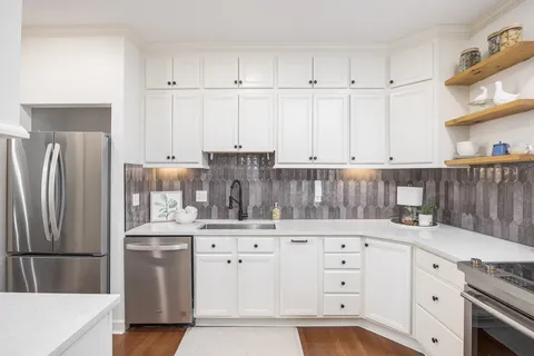 $579,900 | 108 Jefferson Square, Nashville, TN 37215