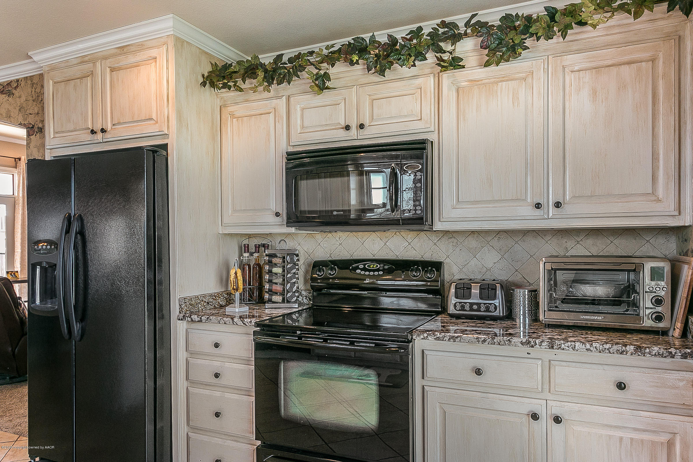 11309 Collin Wade Road Amarillo, TX 79124 - Photo 10 of 29 Kitchen 3