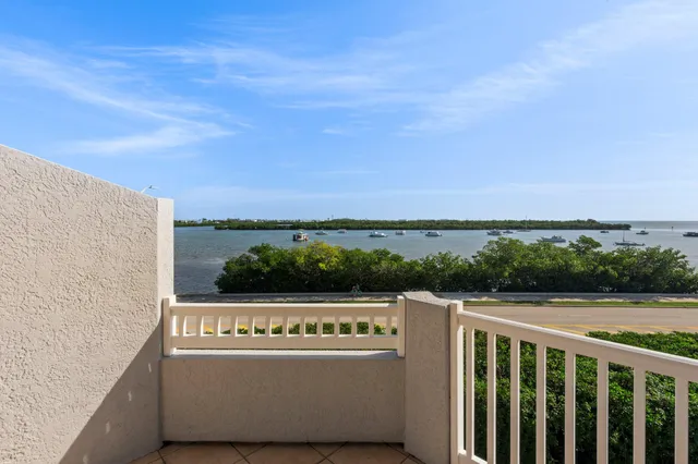 $1,685,000 | 43 Seaside S Court, Key West, FL 33040