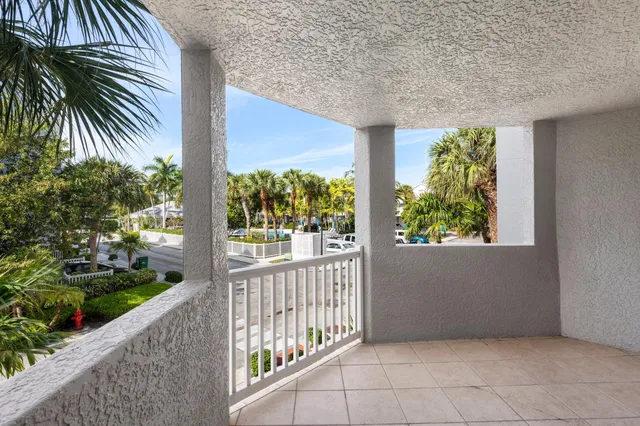 $1,685,000 | 43 Seaside S Court, Key West, FL 33040