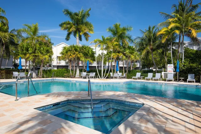 $1,685,000 | 43 Seaside S Court, Key West, FL 33040