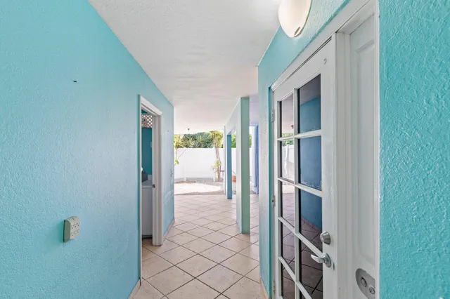 $1,685,000 | 43 Seaside S Court, Key West, FL 33040